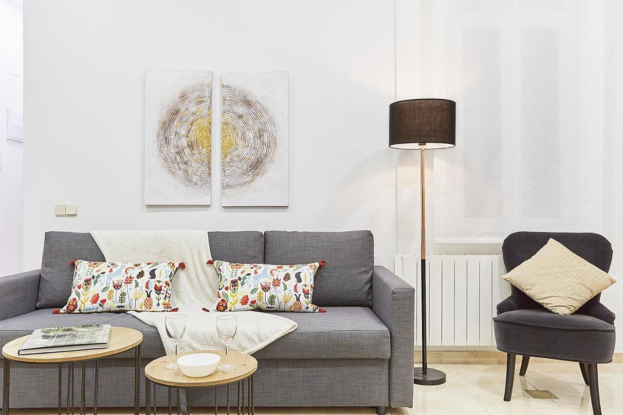 Leeways Apartment IX In Gran Via Madrid Bagian luar foto