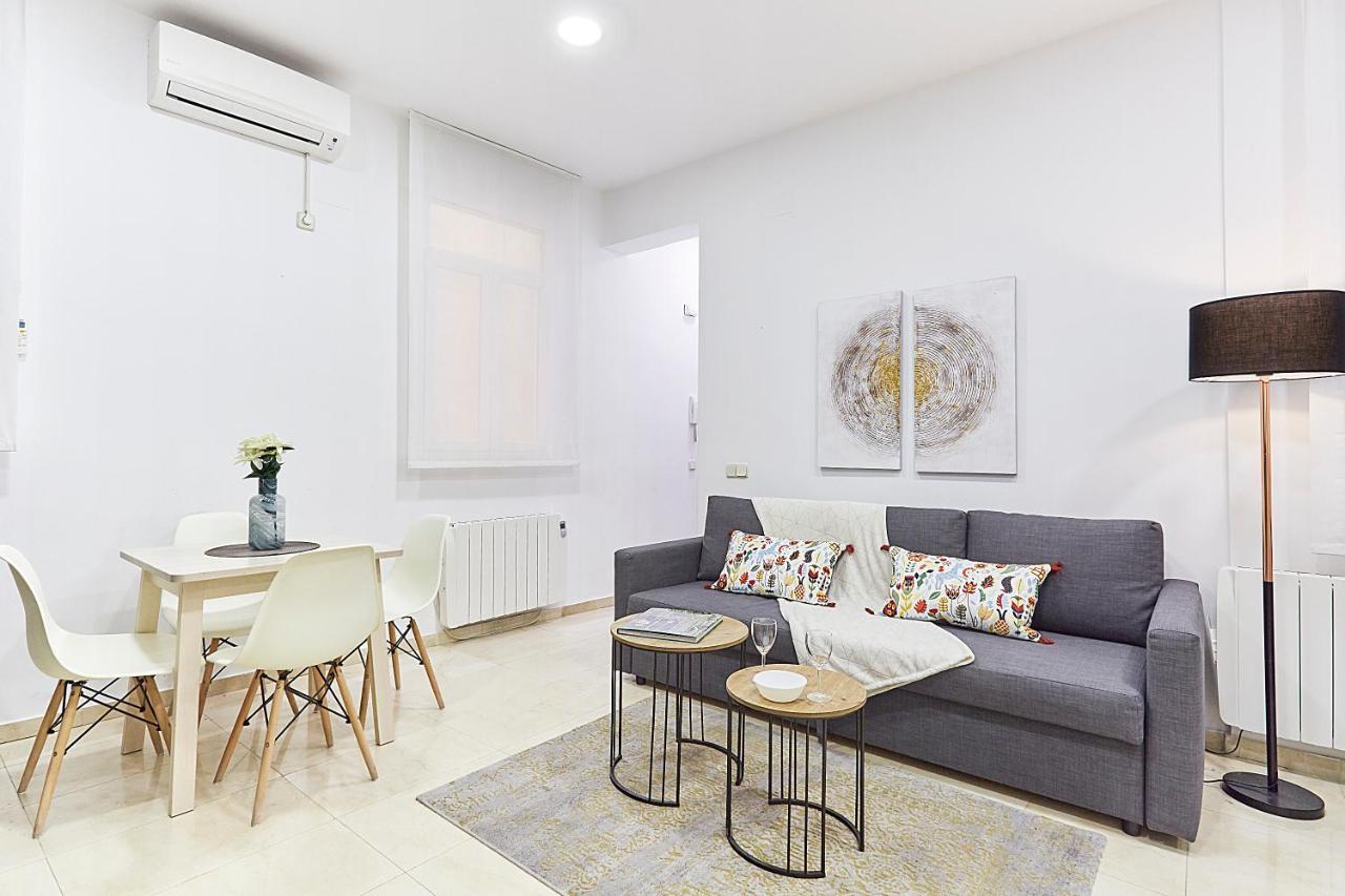 Leeways Apartment IX In Gran Via Madrid Bagian luar foto
